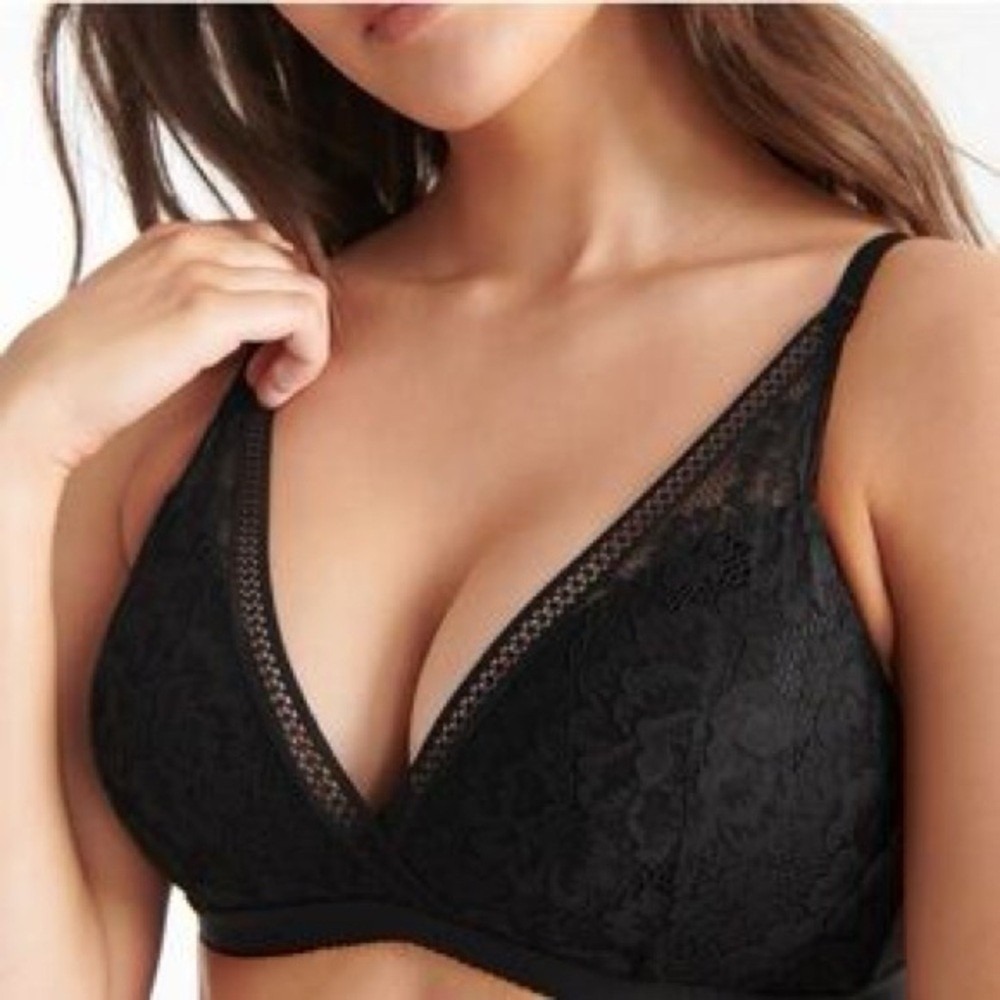 Knix NEW Knixy Black Lace Deep-V Wireless Lace Bra Bralette LARGE Coquette